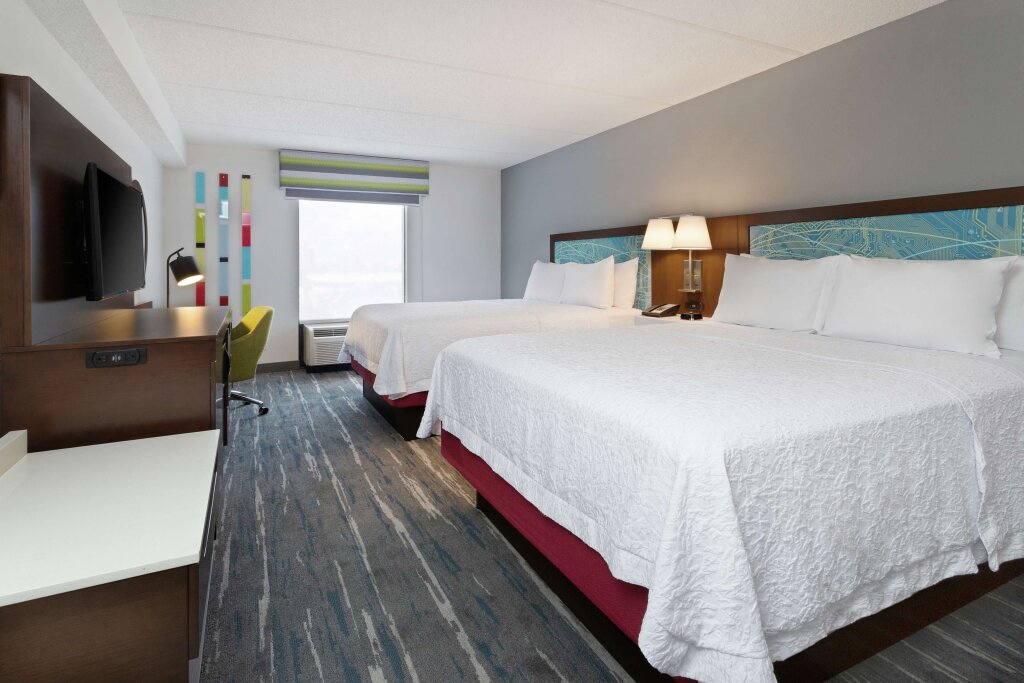 Standard quadruple chambre Hampton Inn & Suites Orlando Intl Dr N