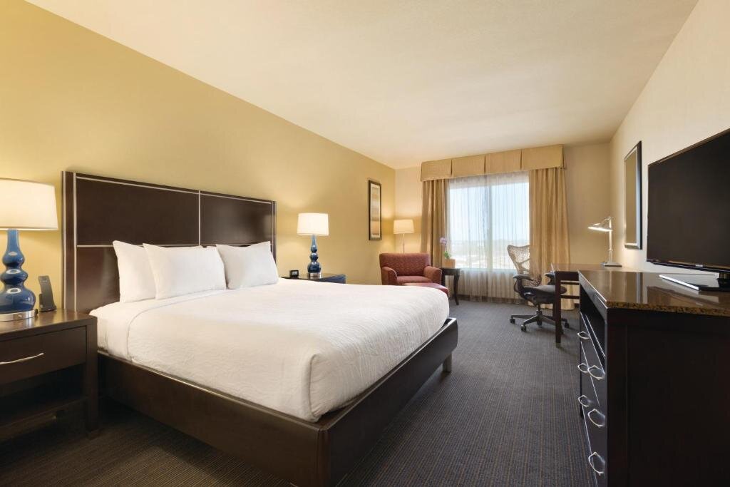 Двухместный люкс Whirlpool c 1 комнатой Hilton Garden Inn Houston NW America Plaza