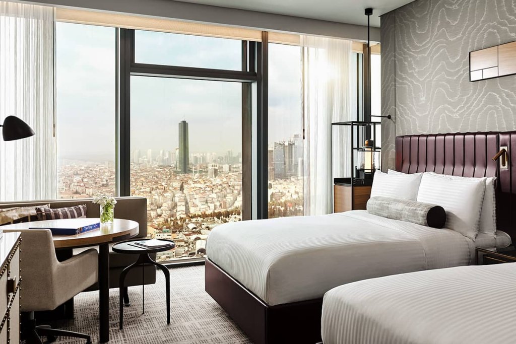 City Skyline View Fairmont room Hotel Fairmont Quasar Istanbul Hotel