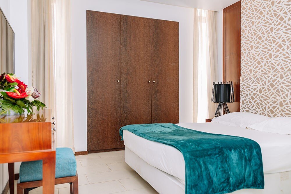 Четырёхместный полулюкс Grand с 2 комнатами Muthu Clube Praia da Oura