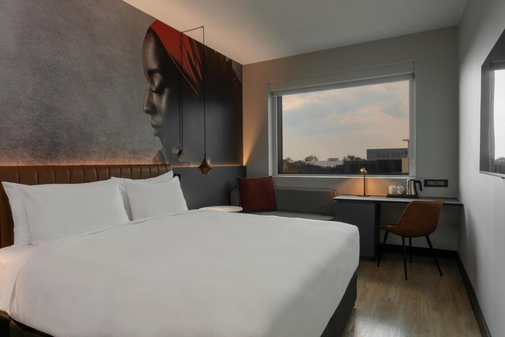 Standard Doppel Zimmer Radisson RED Hotel Johannesburg Rosebank
