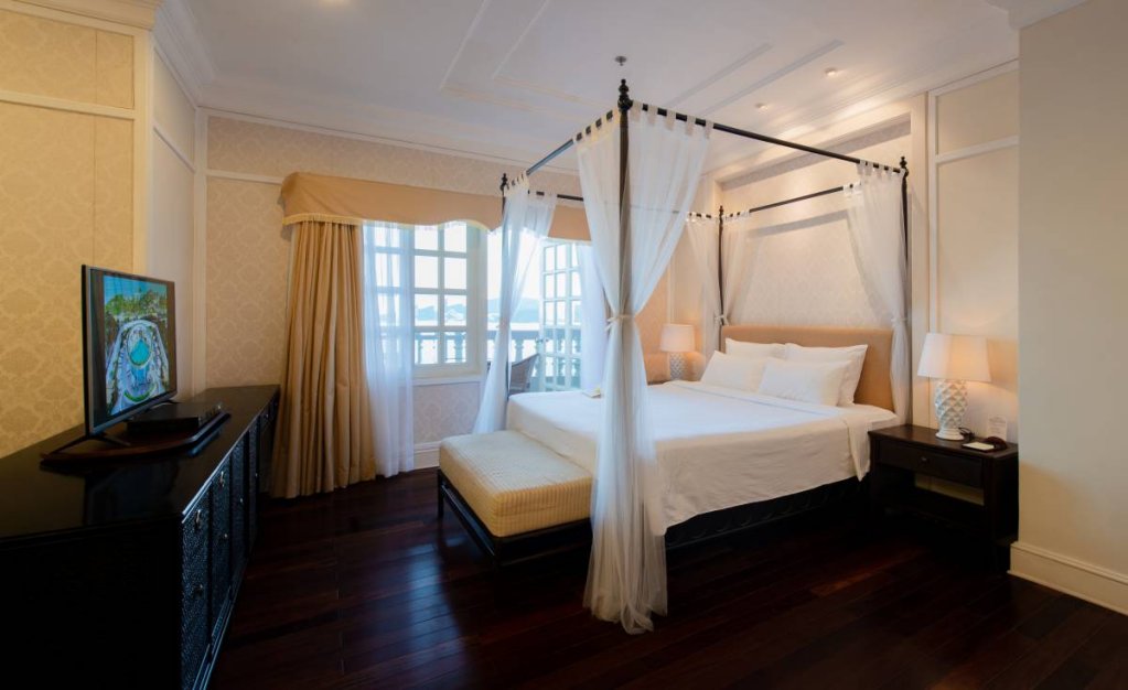 Двухместный люкс Executive с видом на океан Sunrise Nha Trang Beach Hotel & Spa
