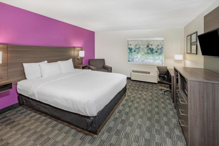 Mobility Accessible Double room La Quinta by Wyndham Houston Southwest