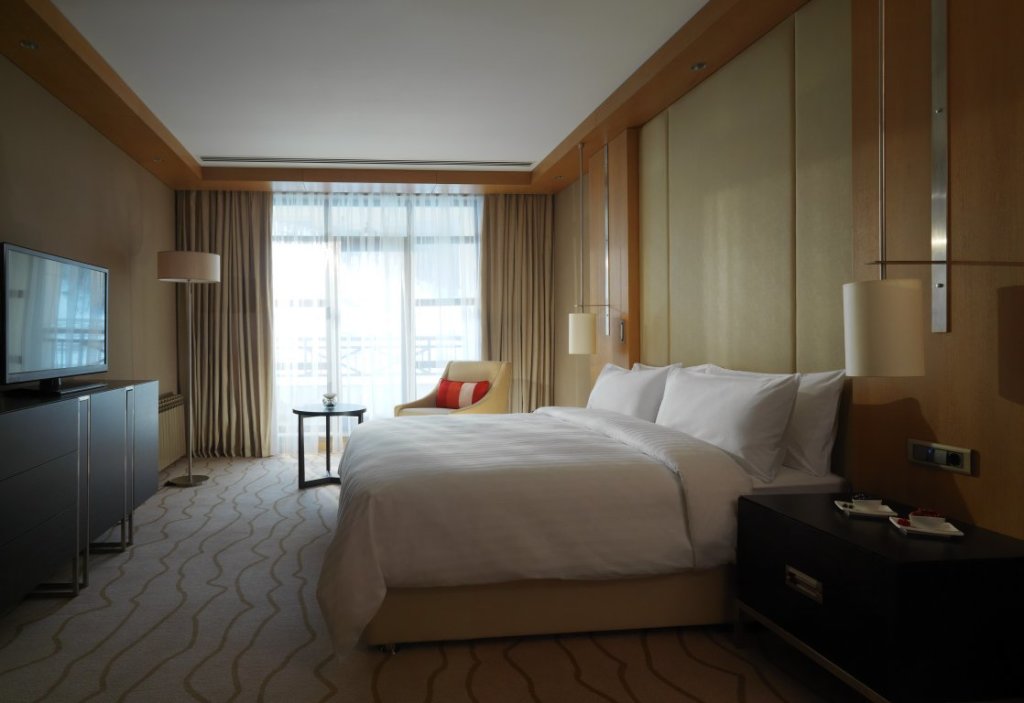 Suite 1 dormitorio Marriott Sochi Krasnaya Polyana Hotel