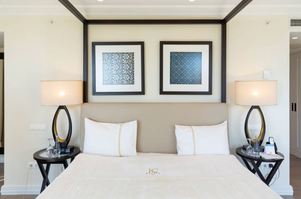 Suite cuádruple con balcón IC Hotels Green Palace