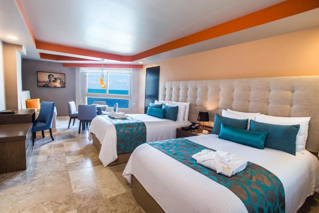 Двухместный семейный люкс Dreams Sands Cancun Resort & Spa