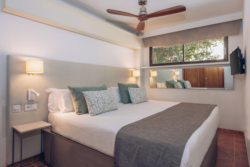 Двухместный люкс Prestige с видом на море Iberostar Selection Jardín del Sol Suites