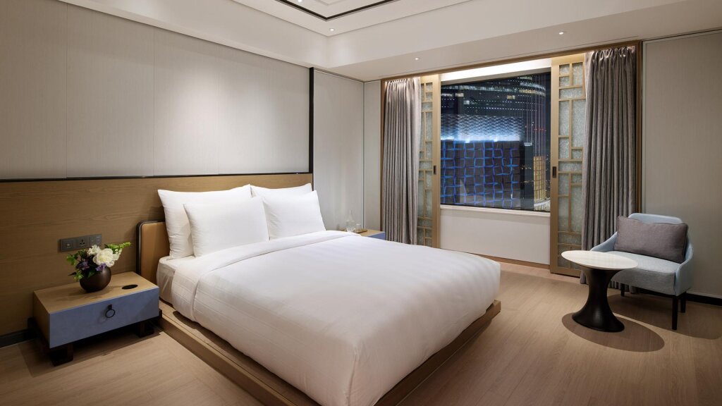 Четырёхместный люкс номер Deluxe Ondol Lotte Hotel World