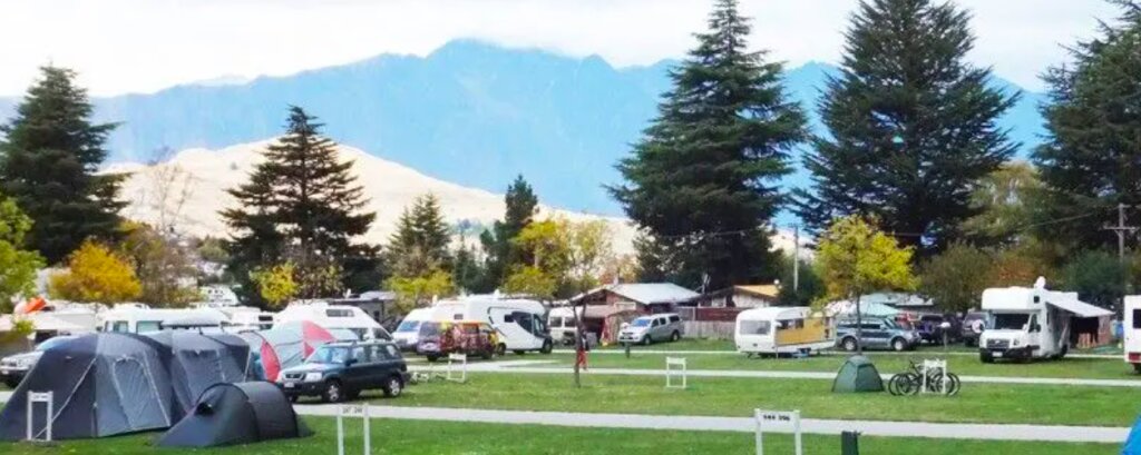 Тент Non Power Site Hampshire Holiday Parks - Queenstown Lakeview