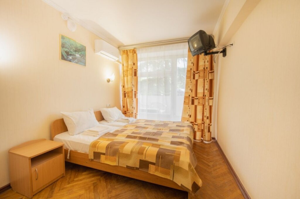 Standard Small Double room Kurortny Hotel Atelika Gorizont Sudak 2**
