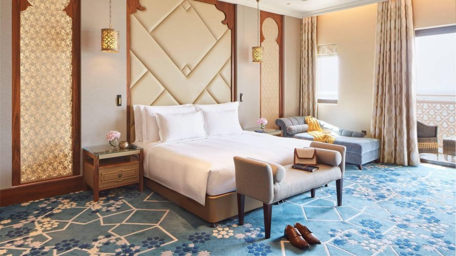 2 Bedrooms Presidential Quadruple Suite Jumeirah Al Qasr