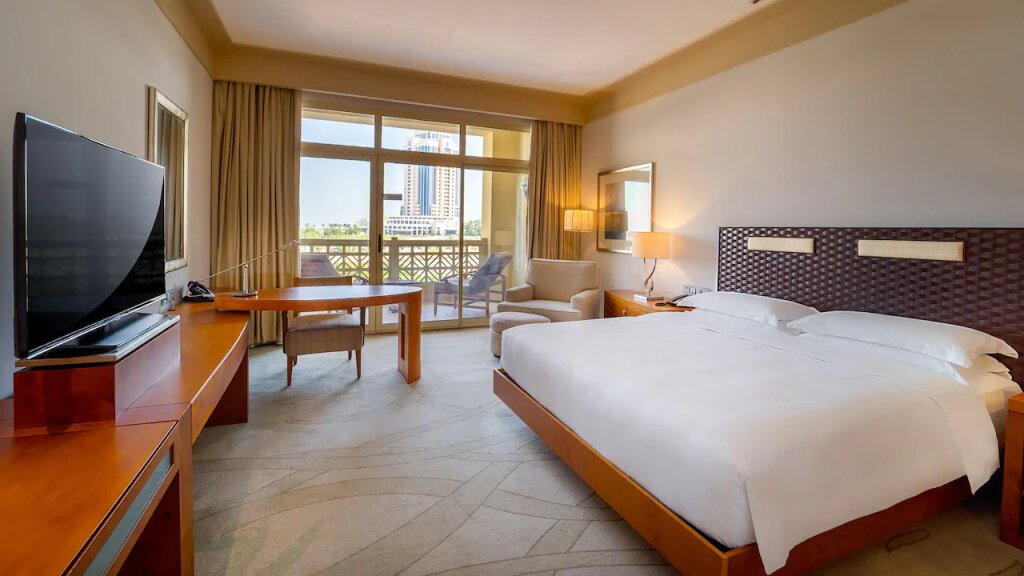 Двухместный номер клубный Grand Hyatt Doha Hotel & Villas