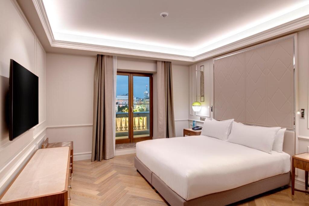 Двухместный люкс c 1 комнатой с видом на город InterContinental Athenee Palace Bucharest, an IHG Hotel
