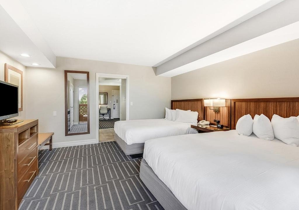 Люкс Standard c 1 комнатой Hilton Phoenix Tapatio Cliffs Resort