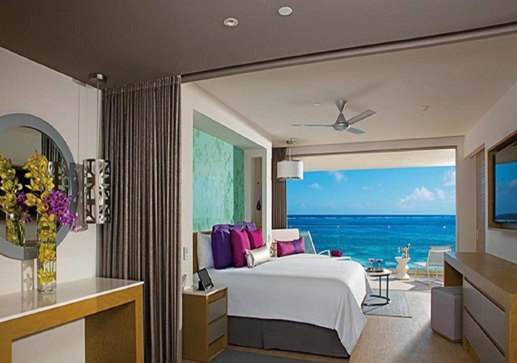 Xcelerate doppia junior suite Breathless Riviera Cancun Resort & Spa