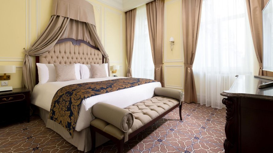 Двухместный люкс Deluxe Лотте Отель Санкт-Петербург - The Leading Hotels of the World