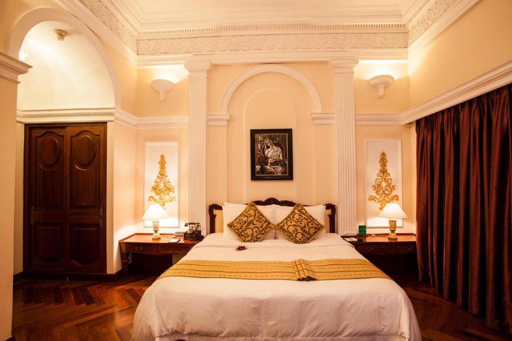 Двухместный люкс Colonial Hotel Majestic Saigon