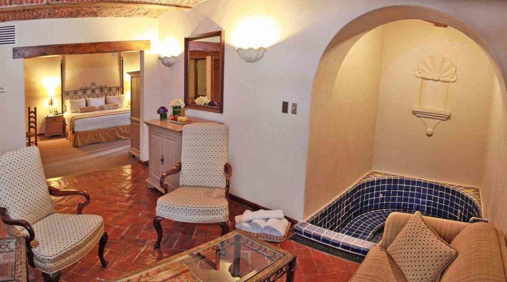 Doppel Suite Villa Antigua