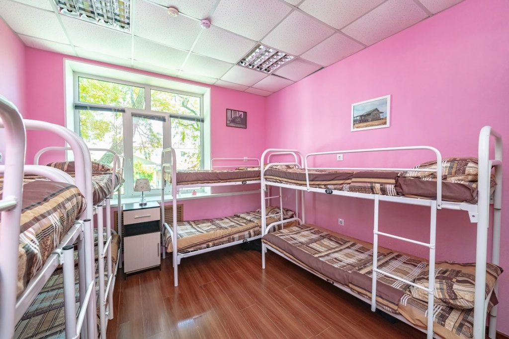 Cama en dormitorio compartido (dormitorio compartido femenino) Hostel Dom