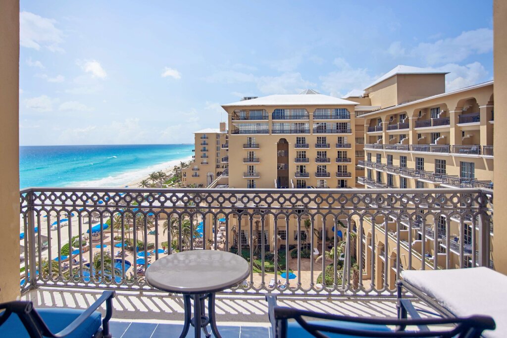 Двухместный номер клубный Seaside Kempinski Hotel Cancun