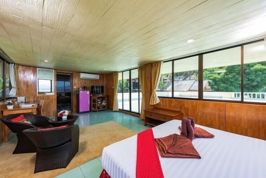 Двухместный люкс Baan Karon Hill Phuket Resort