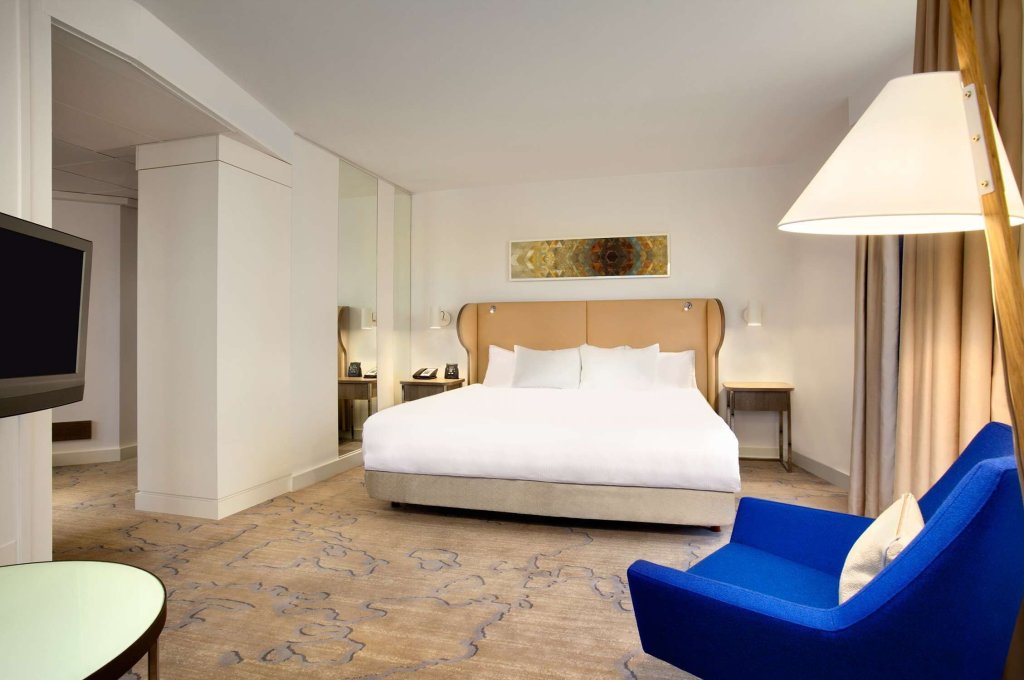 Double Junior Suite with view Hilton Stockholm Slussen Hotel