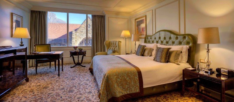 Двухместный номер Heritage Luxury с видом на горы Taj Cape Town