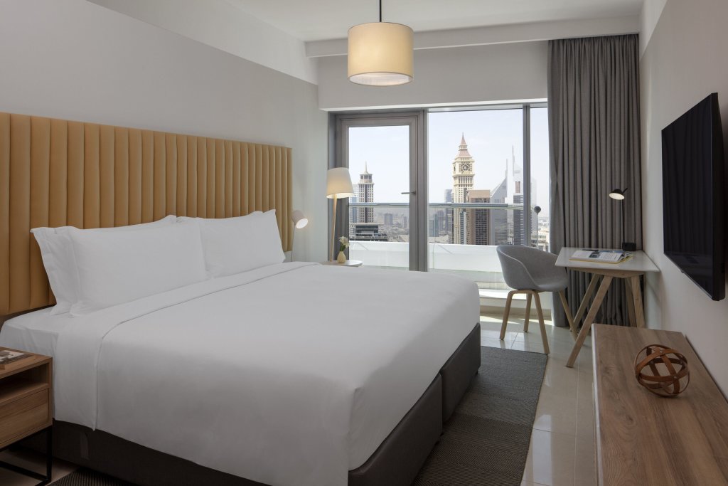 Шестиместный люкс с 3 комнатами с балконом Staybridge Suites Dubai Financial Centre, an IHG Hotel