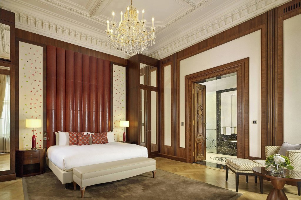 Люкс Presidential с 2 комнатами с видом на город The Ritz-Carlton, Vienna