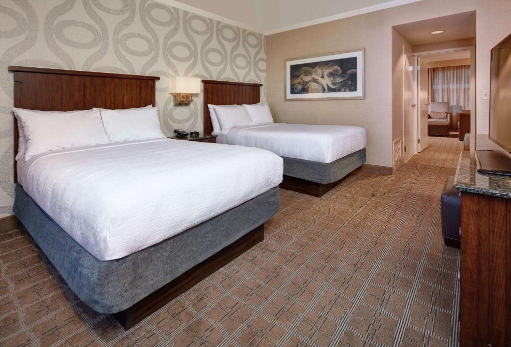 1 Bedroom Premium Quadruple Suite Embassy Suites