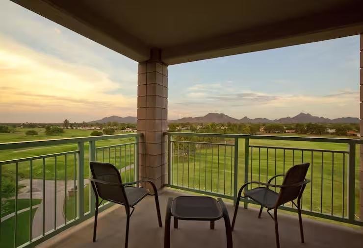 NO SMOK люкс Presidential с 2 комнатами Embassy Suites by Hilton Phoenix Scottsdale