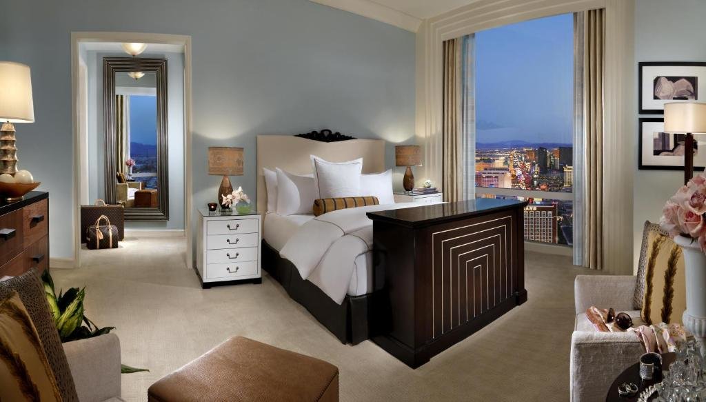 Шестиместный люкс Пентхаус с 3 комнатами Trump International Hotel Las Vegas