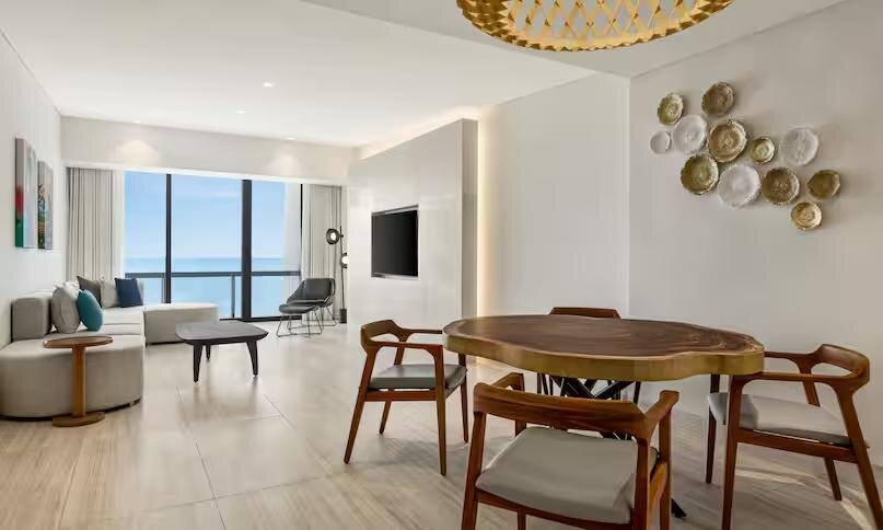 Двухместный люкс Master c 1 комнатой oceanfront Hilton Cancun, an All-Inclusive Resort