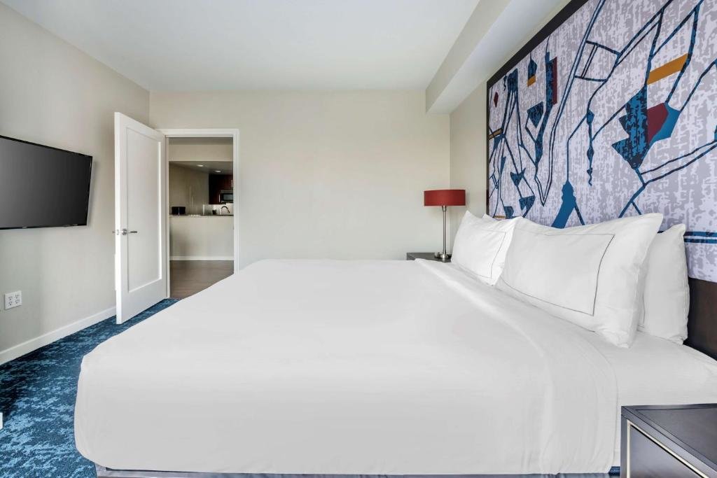 2 Bedrooms Quadruple Suite Hilton Grand Vacations Club Las Palmeras Orlando