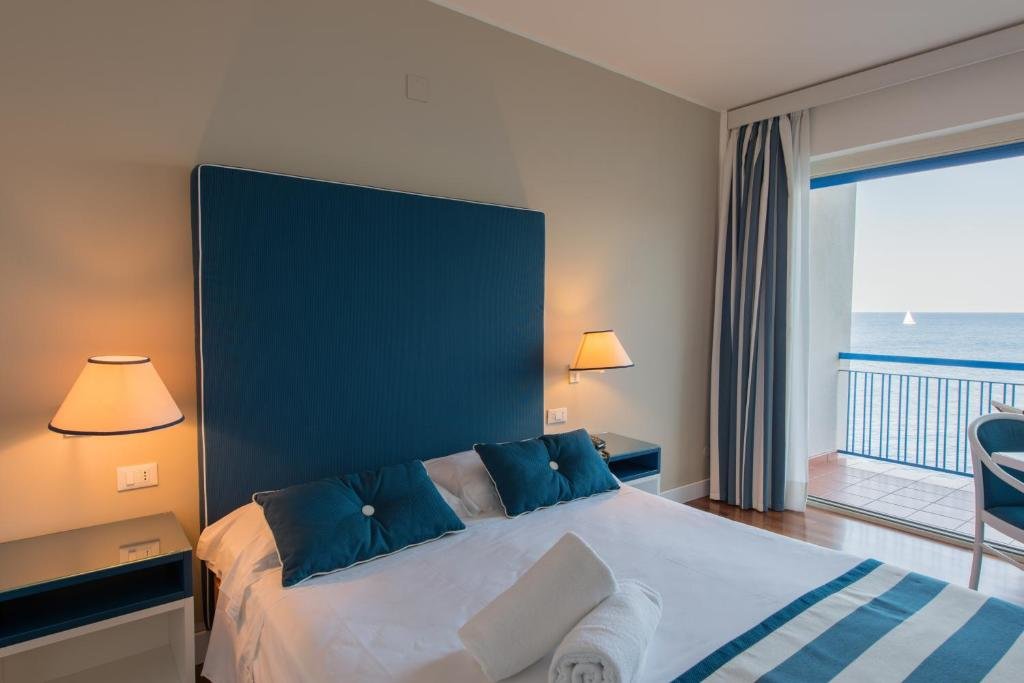 Двухместный люкс Blue Splendid Hotel La Torre