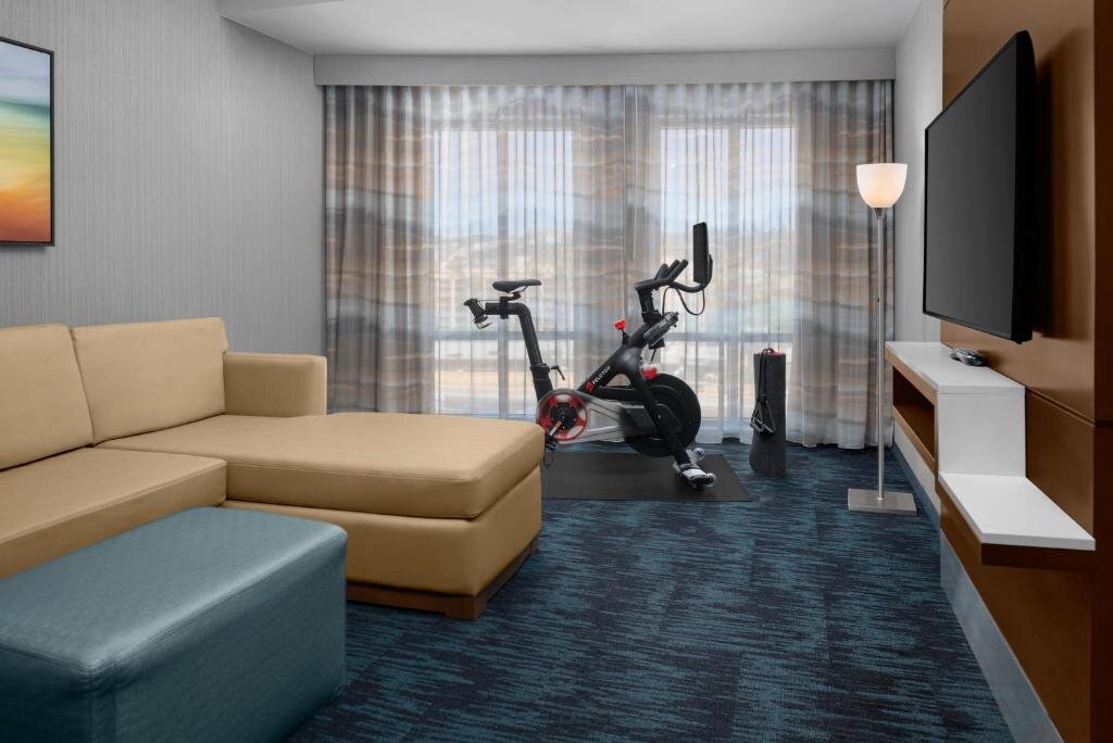 Люкс Peloton Bike c 1 комнатой Homewood Suites by Hilton San Diego Hotel Circle/SeaWorld Area
