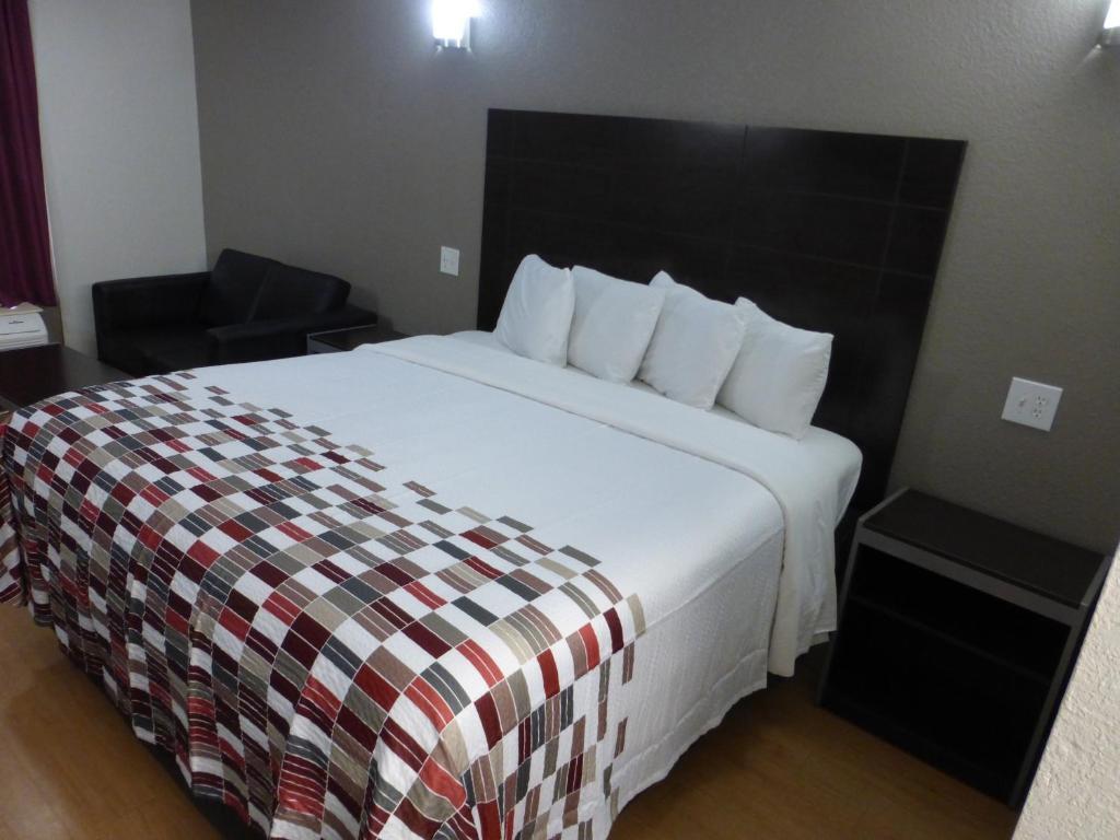 Hotel Red Roof Inn Corpus Christi North - Near Downtown 2* ➜ Corpus  Christi, Laguna Madre (62 Comentarios del Hoteles). Reserve el Red Roof Inn  Corpus Christi North - Near Downtown 2*