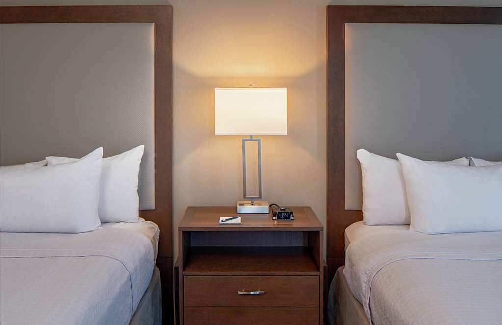 Четырёхместный люкс с диваном-кроватью c 1 комнатой Homewood Suites By Hilton New Orleans French Quarter