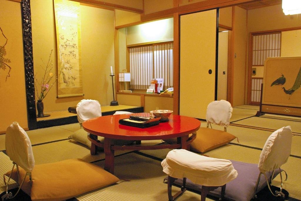 Japanese-Style room Deluxe Seikoro Ryokan - Established in 1831