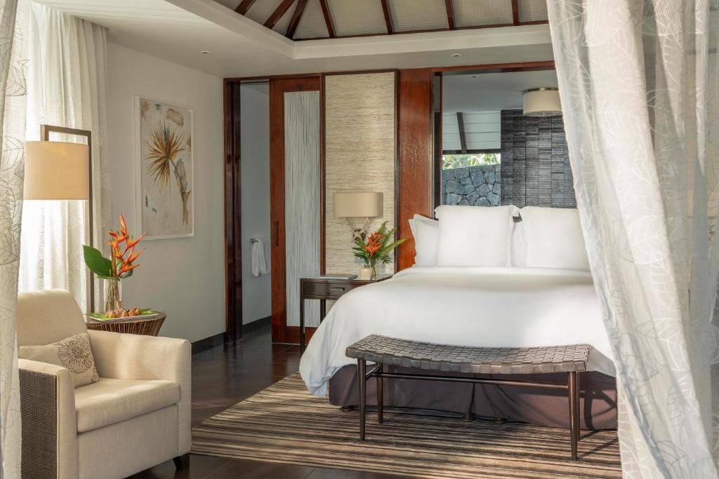 Двухместная Pool вилла Island Ocean Four Seasons Resort Mauritius at Anahita