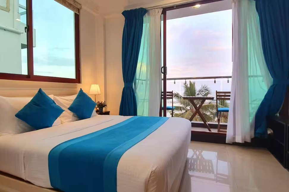Двухместный номер Deluxe с балконом Huvan Beach Hotel at Hulhumale