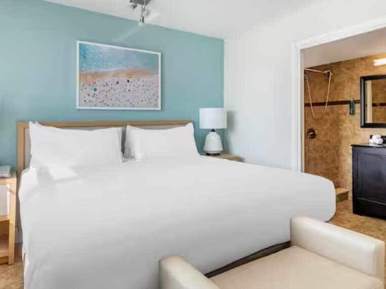 Двухместный люкс Plus c 1 комнатой Hilton Vacation Club Crescent on South Beach Miami