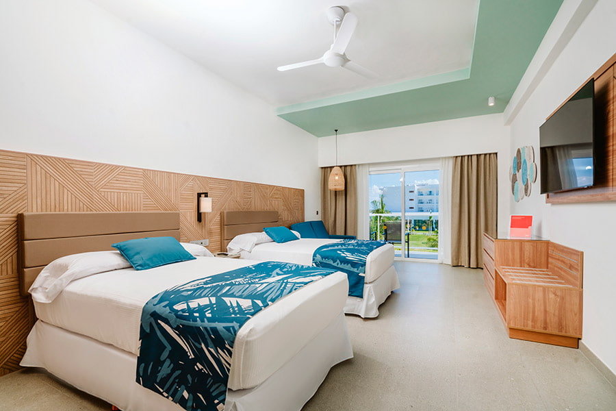 Standard Doppel Zimmer mit Blick auf den Innenhof Riu Latino