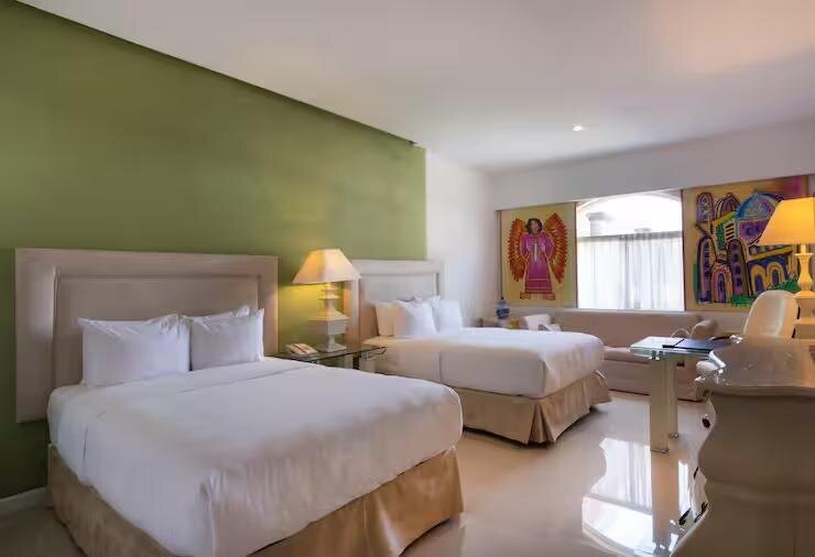 Четырёхместный номер Grand Class Hilton MM Grand Hotel Puebla, Tapestry Collection