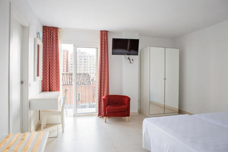 Double room with balcony Málaga Eliseos Hotel