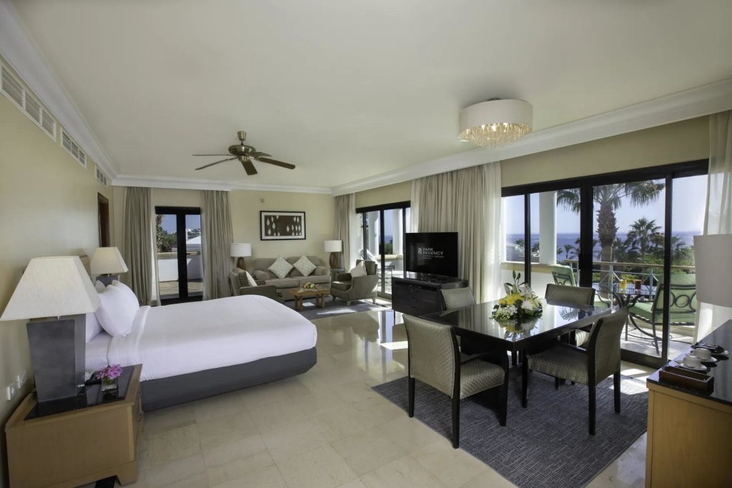 Люкс Parlour Park Regency Sharm El Sheikh Resort