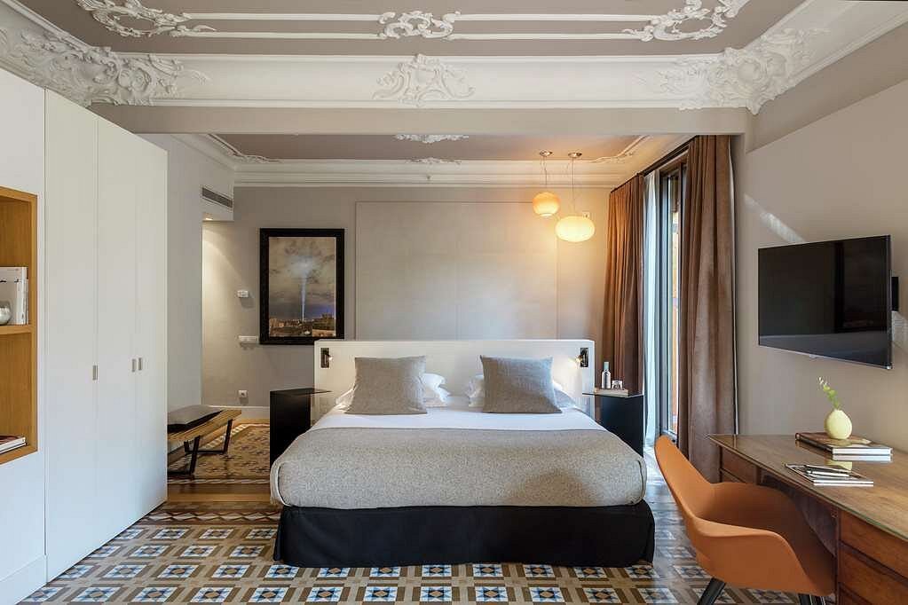 Двухместный люкс Modernist Dream Alexandra Barcelona Hotel, Curio Collection by Hilton