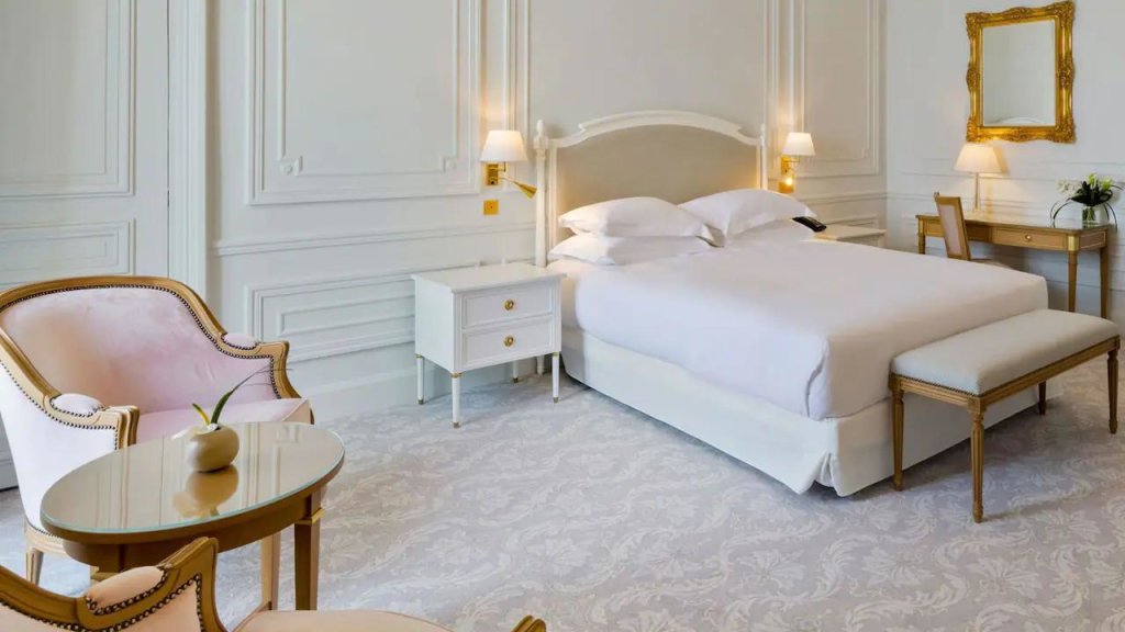 Classic Deluxe Double room Hôtel du Palais Biarritz, in The Unbound Collection