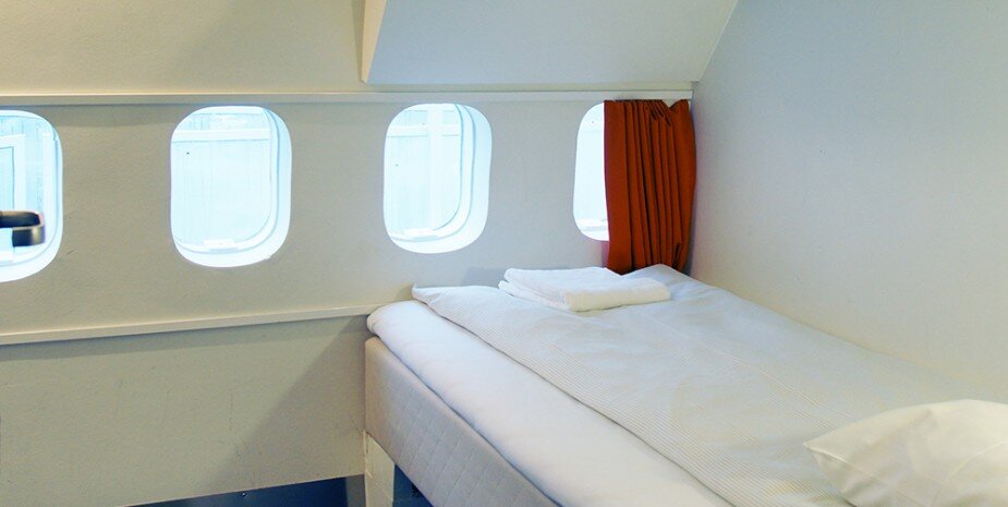 Double Bed in Dorm (male dorm) Jumbo Stay - Hostel