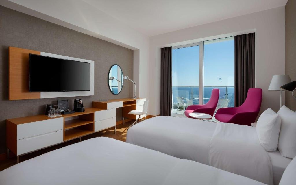 Collection premium Double room with balcony and with sea view Radisson Collection Paradise Resort and Spa Sochi